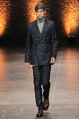 Look 9